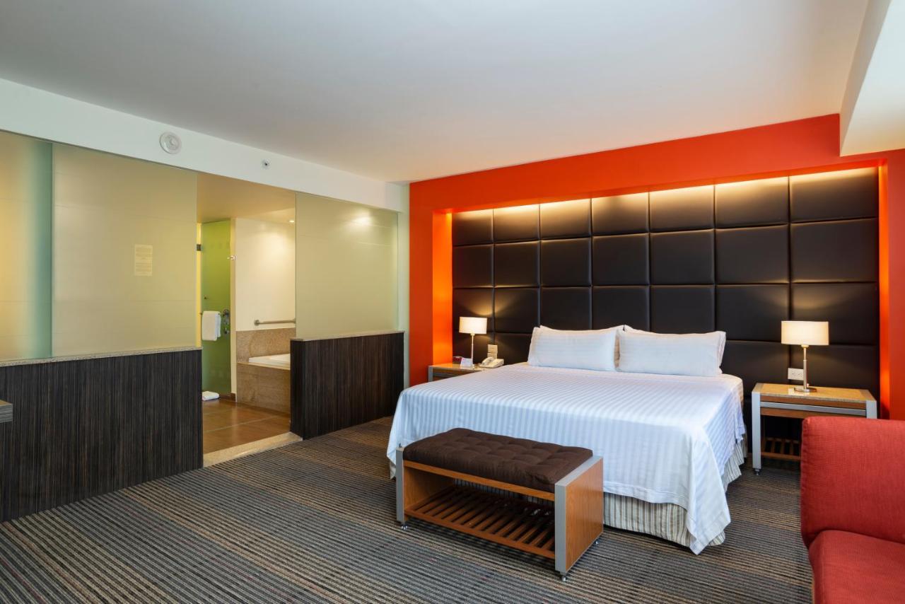 Holiday Inn Mexico City-Plaza Universidad By Ihg Exterior photo
